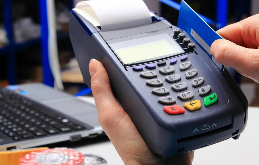 Getting the account balance from th card reader