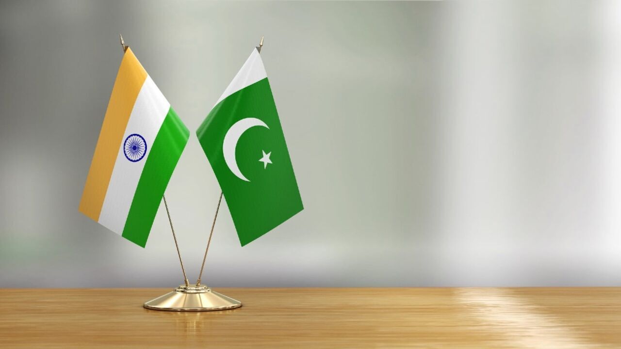 هند یک دیپلمات پاکستانی را اخراج کرد هند یک دیپلمات پاکستانی را اخراج کرد