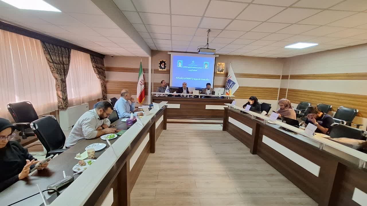 طرح ثبت کد ملی و کد پستی هوشمند «GNAF» در استان قزوین عملیاتی شده است طرح ثبت کد ملی و کد پستی هوشمند «GNAF» در استان قزوین عملیاتی شده است.