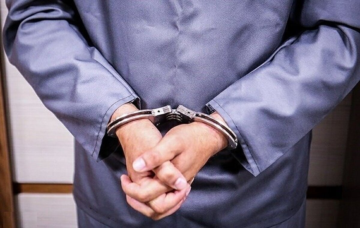 ضارب معلم زرندی بازداشت شد ضارب معلم زرندی بازداشت شد