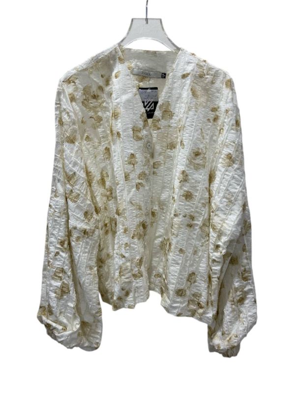 نگهداری و شستشوی شومیزهای سفید بدون تغییر رنگ