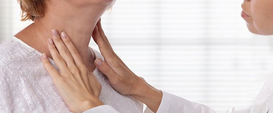 چکاپ کامل بعد از جراحی تیروئید با پزشک متخصص مشاوره تغذیه برای بهبود سوختوساز و تعادل هورمونی